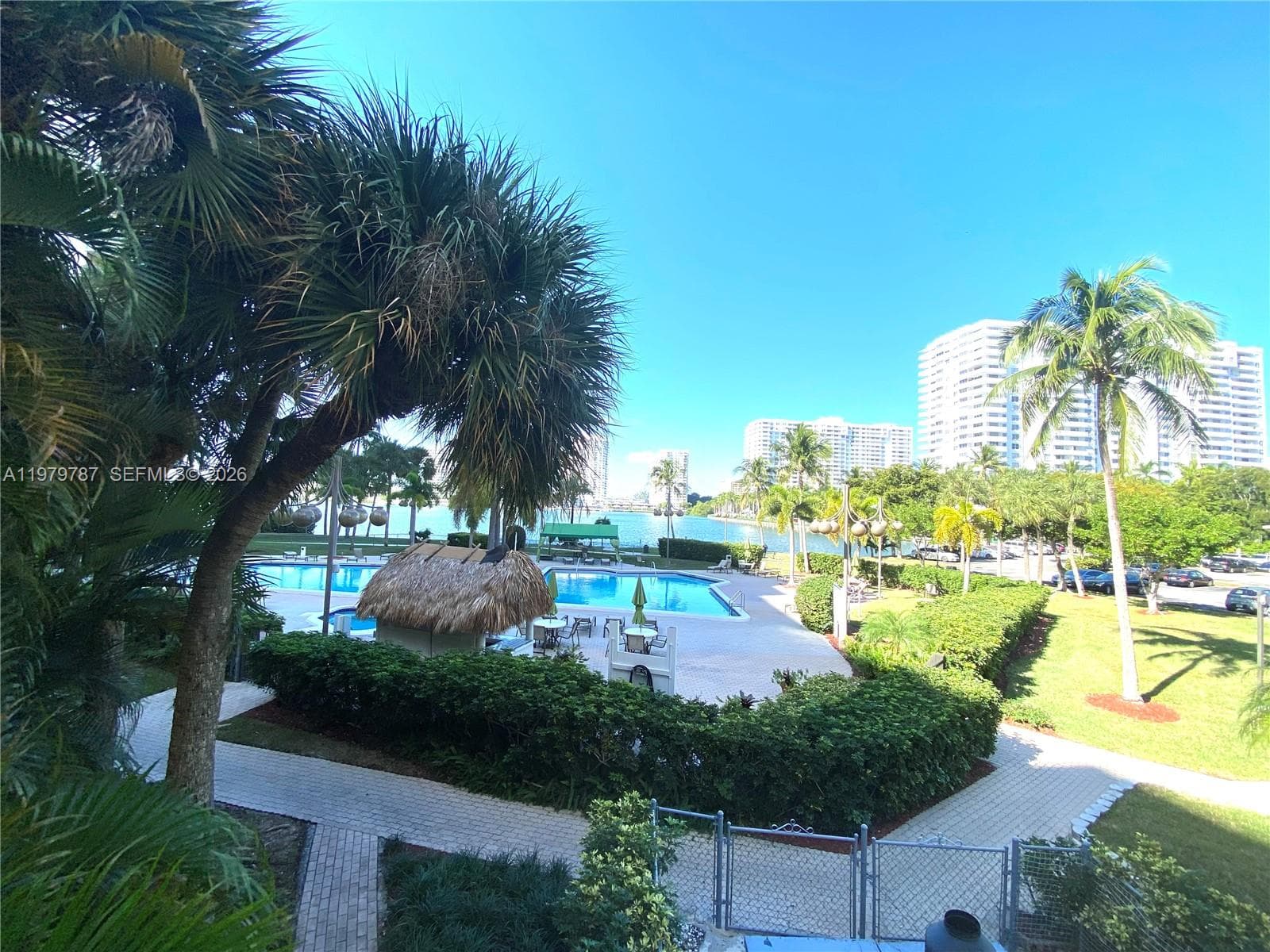 Biscayne Cove · #103 in Aventura - Photo 38