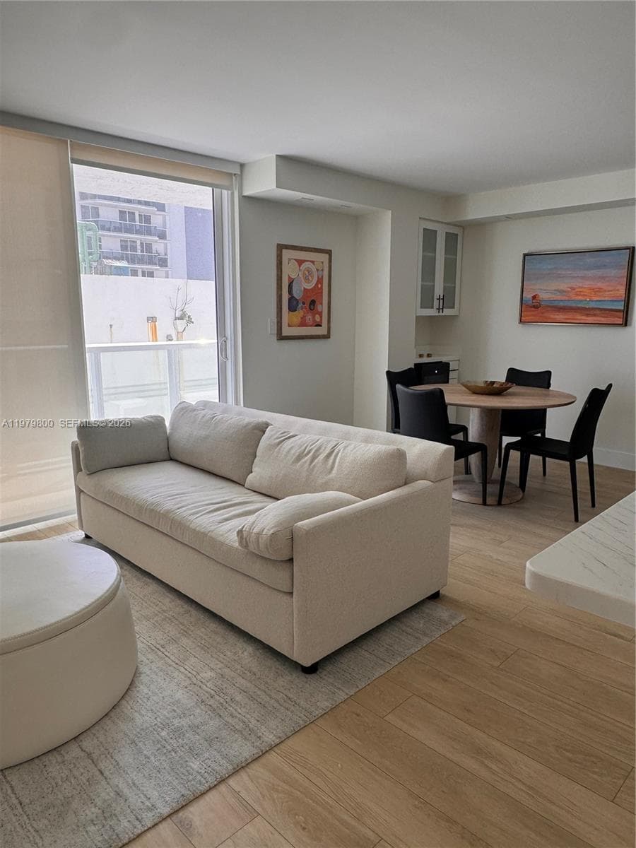 THE ROYAL CLUB CONDO · #1105 in Miami Beach - Photo 5