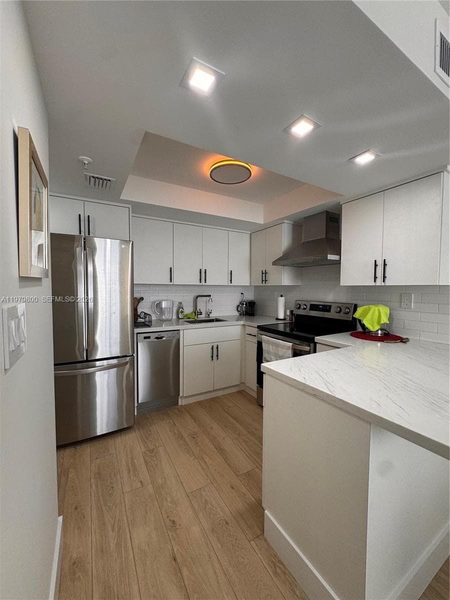 THE ROYAL CLUB CONDO · #1105 in Miami Beach - Photo 9