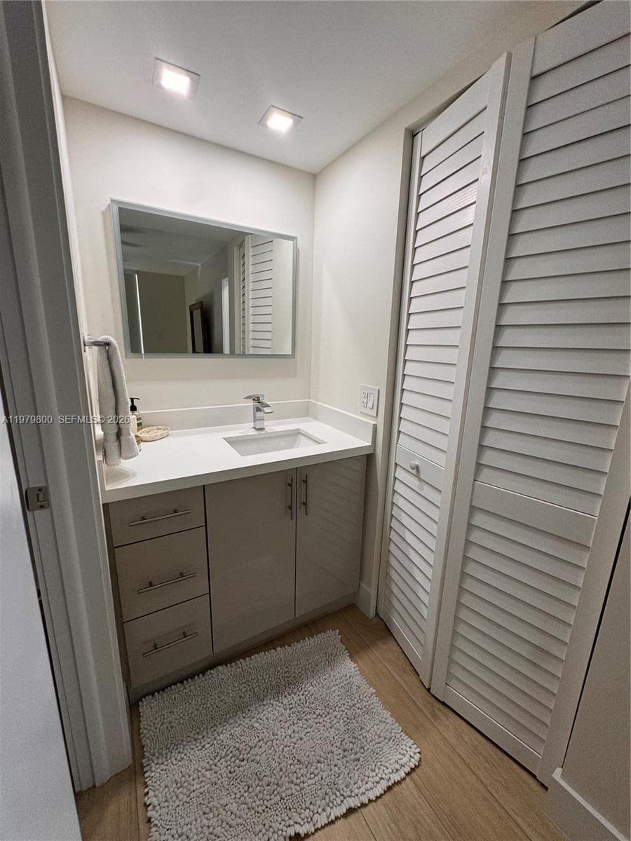 THE ROYAL CLUB CONDO · #1105 in Miami Beach - Photo 18