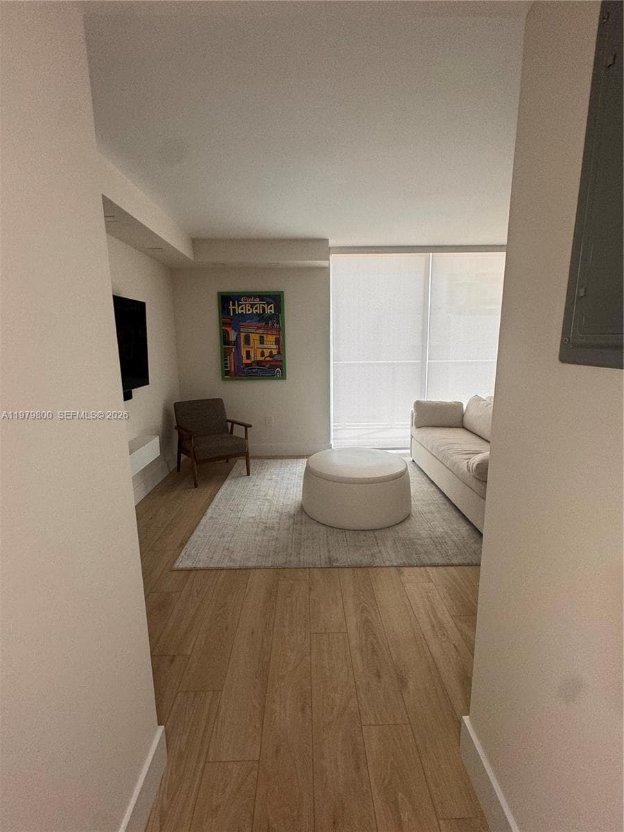 THE ROYAL CLUB CONDO · #1105 in Miami Beach - Photo 4