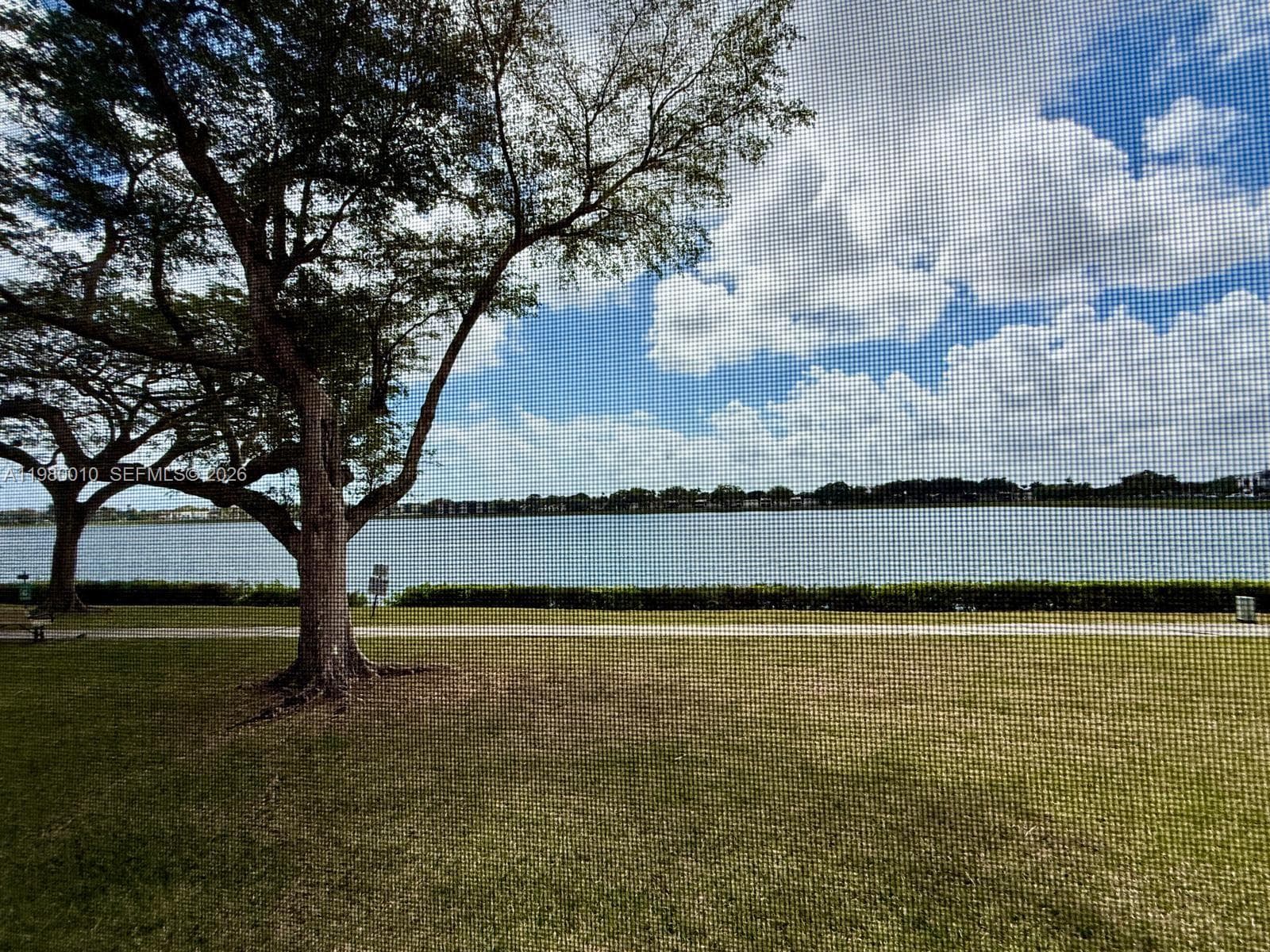 LAKEVIEW OF THE CALF CLUB · #105-5 in Miami - Photo 1