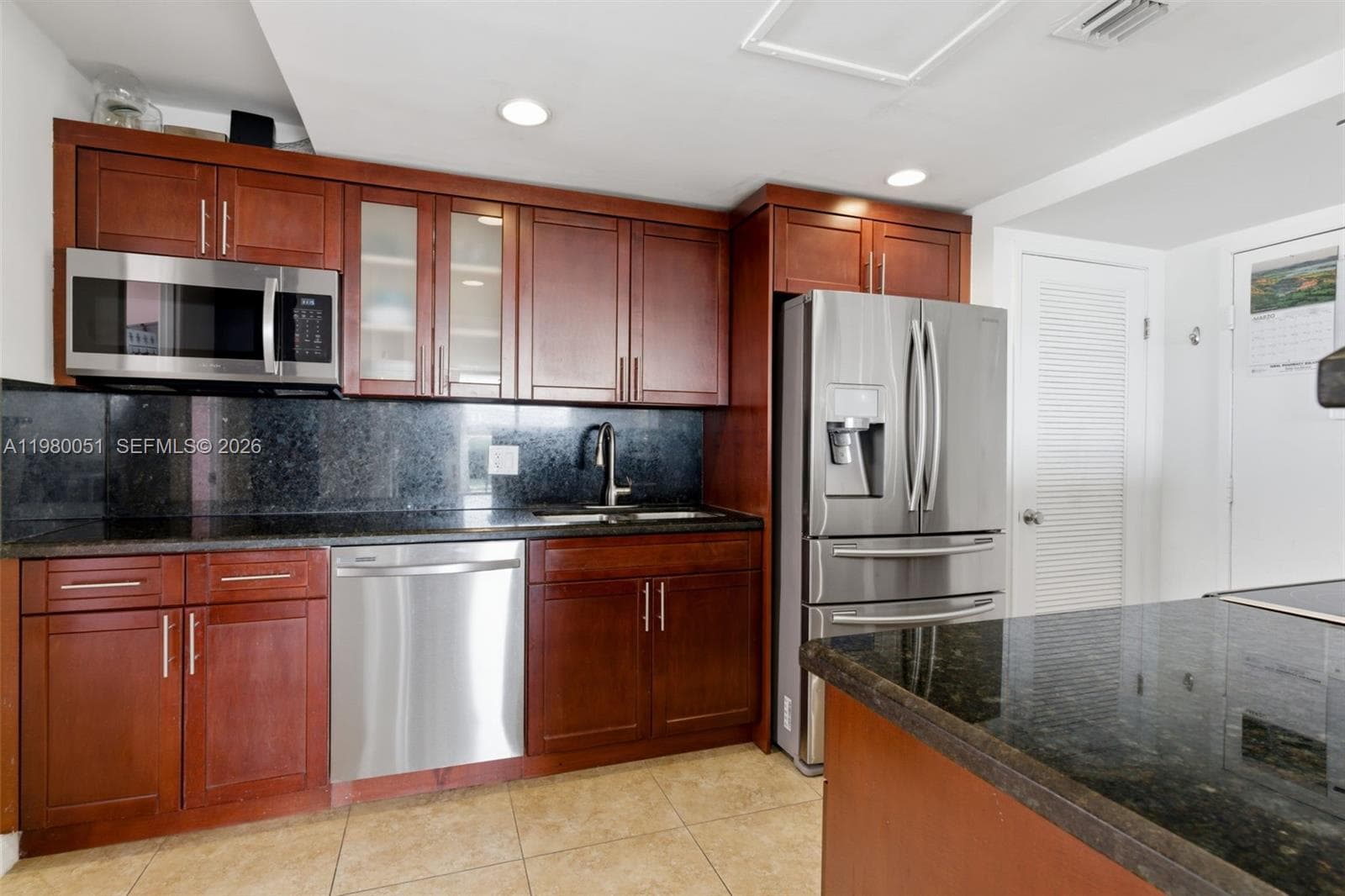 STRATFORD HOUSE CONDO · #802 in North Miami Beach - Photo 10