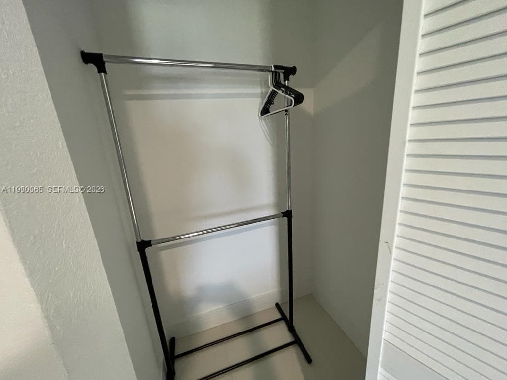 302 NW 11th Ct #302 photo 15
