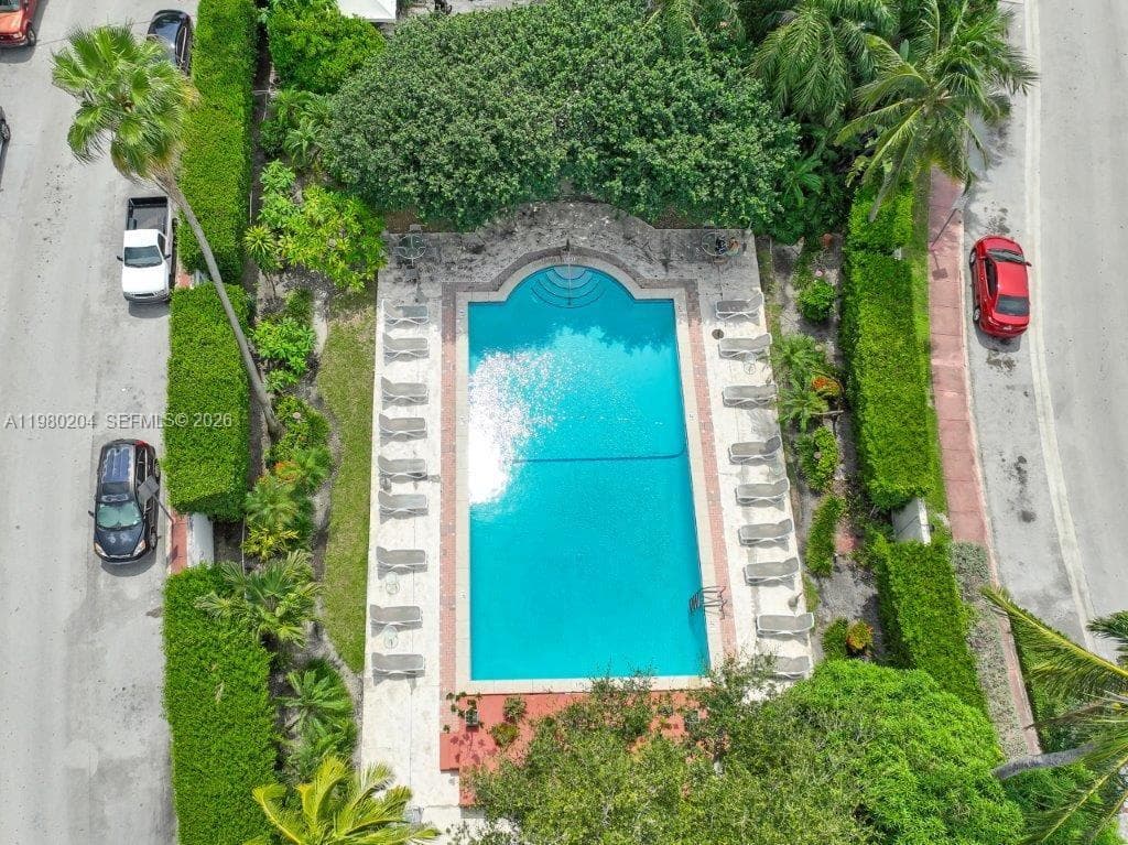 THE MANTELL CONDO · #107 in Miami Beach - Photo 13