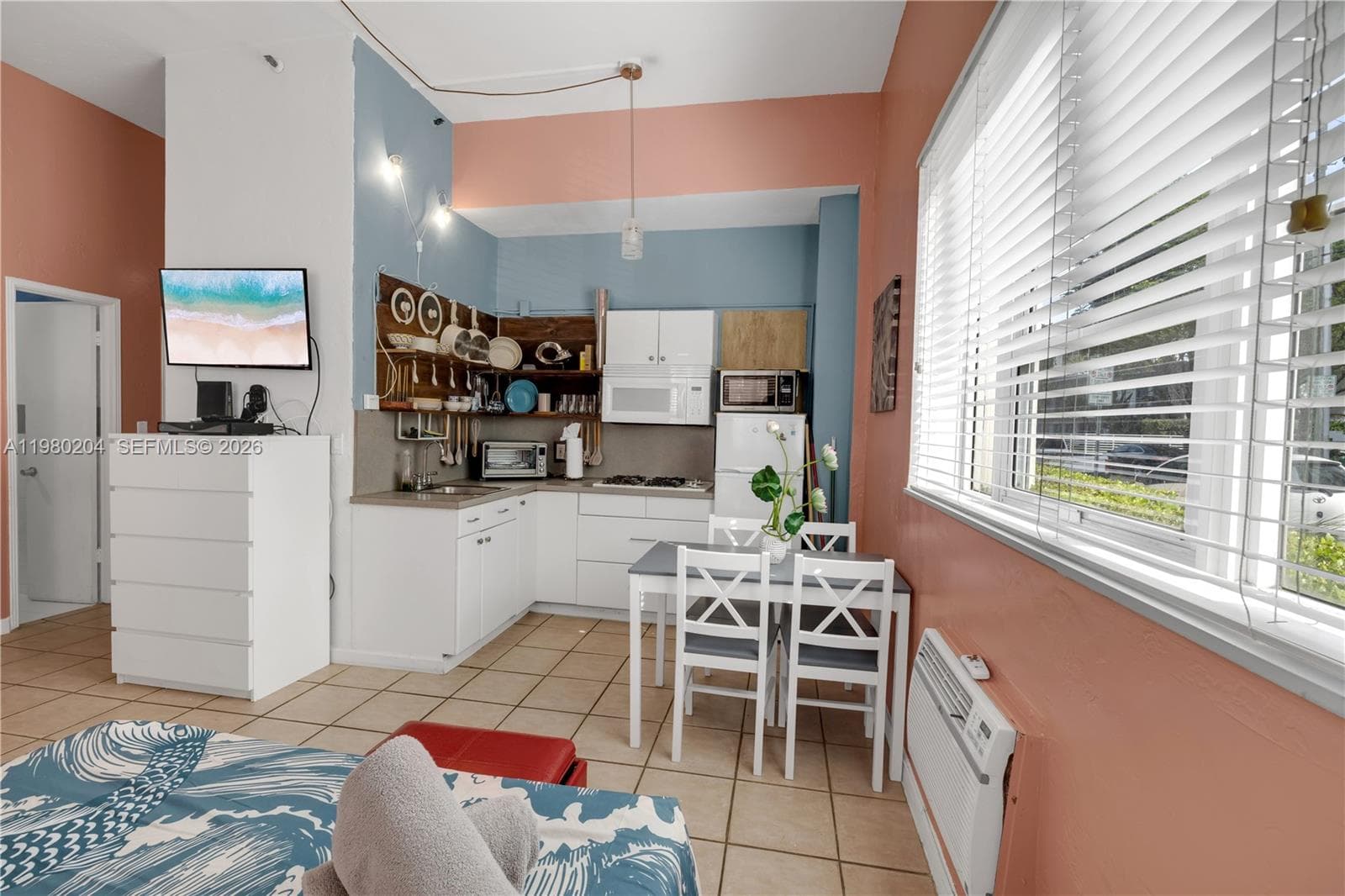 THE MANTELL CONDO · #107 in Miami Beach - Photo 10