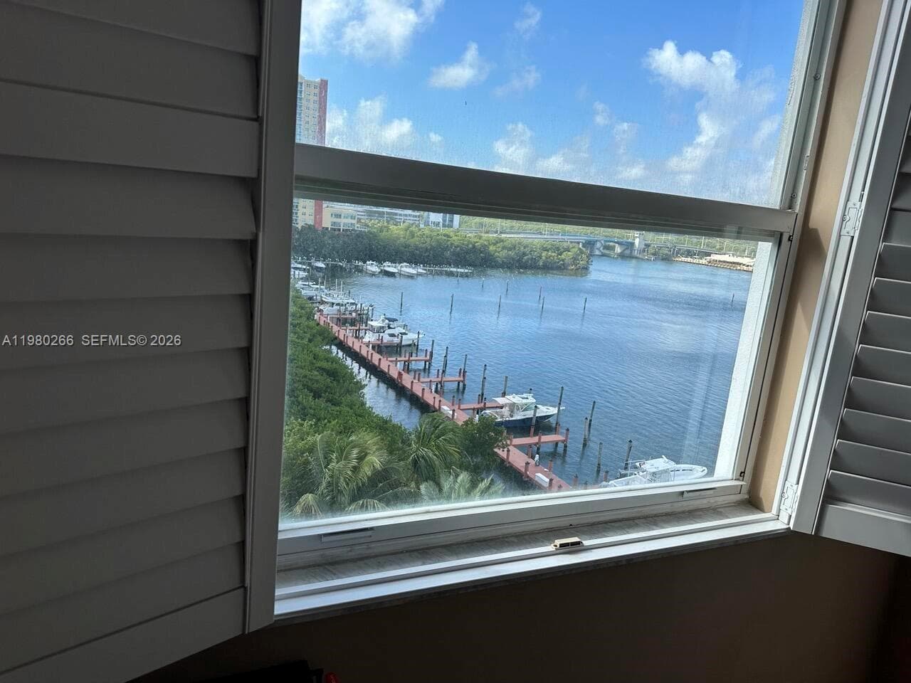 Porto Bellagio · #1904 in Sunny Isles Beach - Photo 20