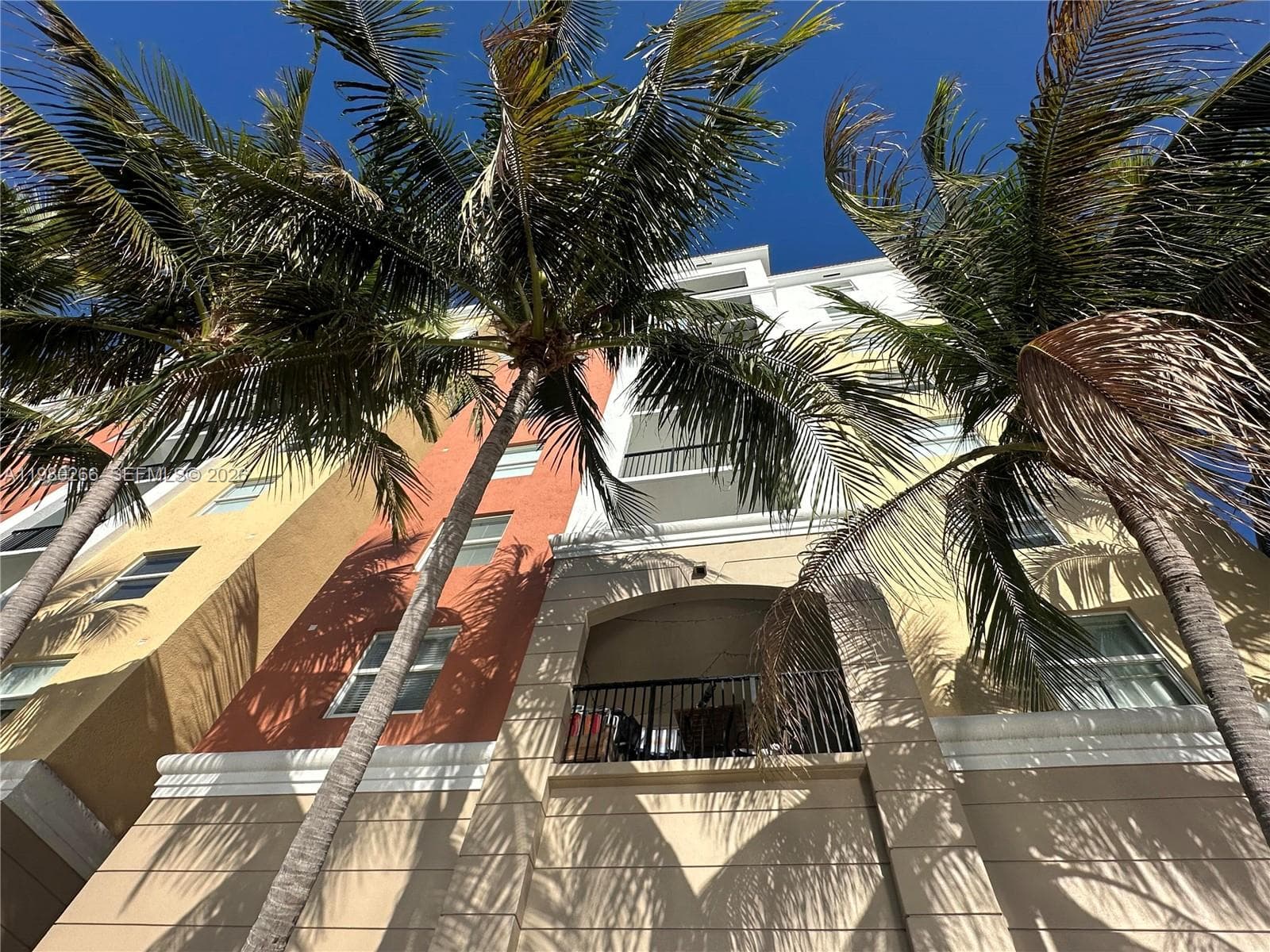 Porto Bellagio · #1904 in Sunny Isles Beach - Photo 4