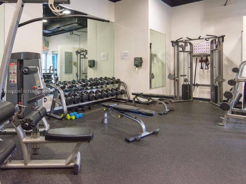 THE MERIDIAN CONDO · #414 in Miami Beach - Photo 17