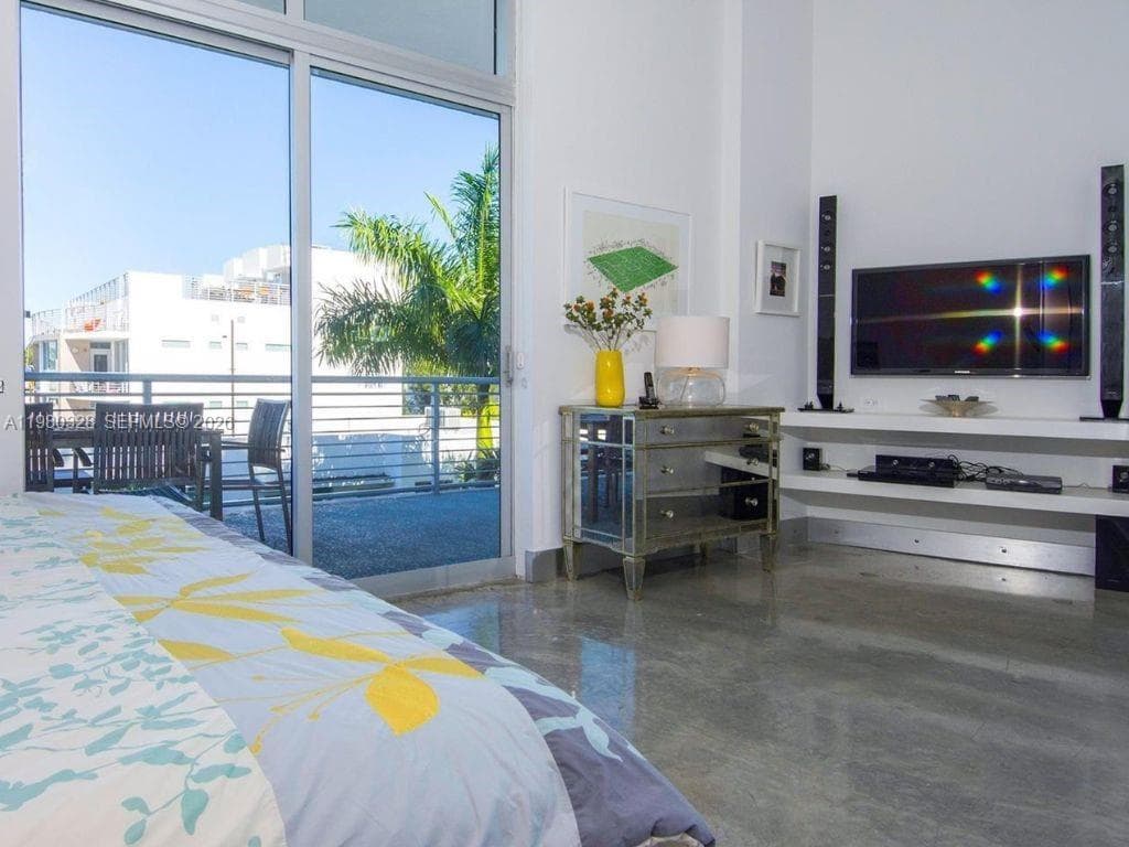 THE MERIDIAN CONDO · #414 in Miami Beach - Photo 5