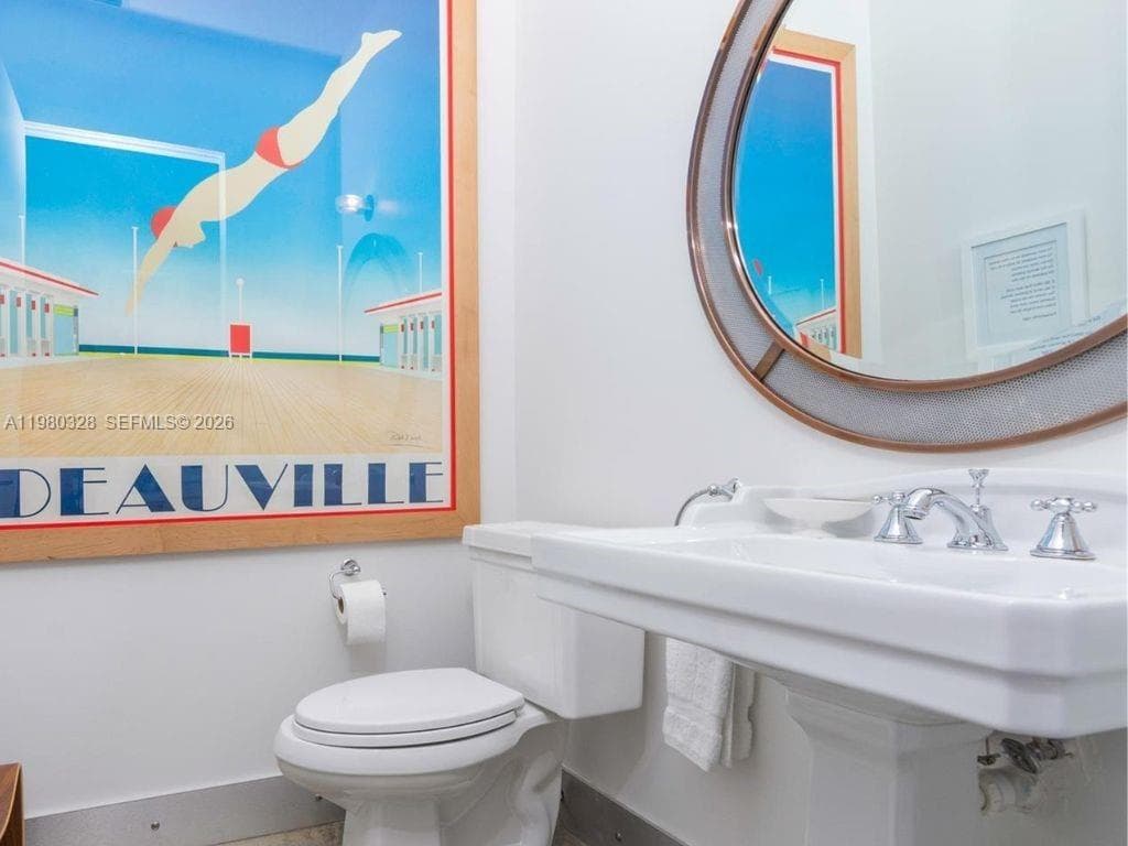 THE MERIDIAN CONDO · #414 in Miami Beach - Photo 15