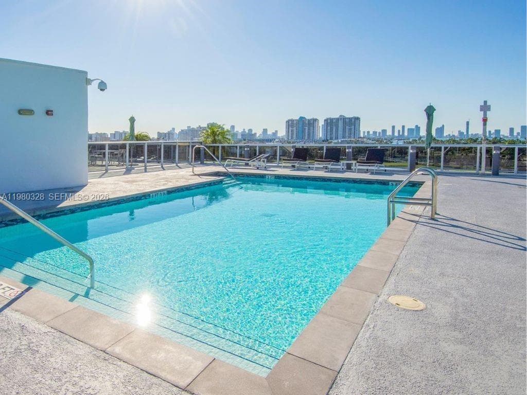 THE MERIDIAN CONDO · #414 in Miami Beach - Photo 19