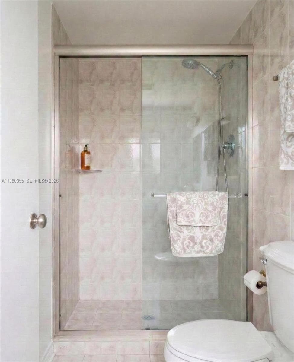 Winston Tower 200 · #1517 in Sunny Isles Beach - Photo 16