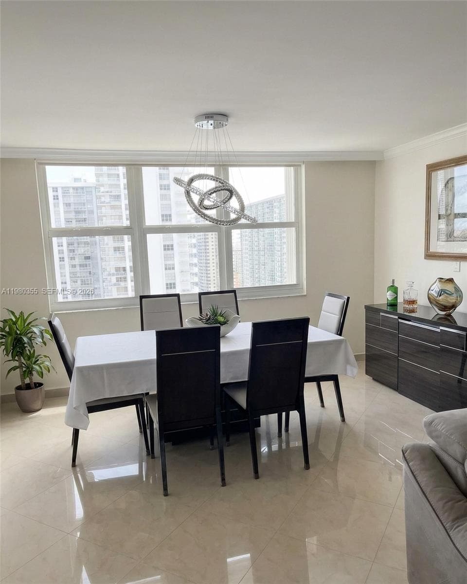 Winston Tower 200 · #1517 in Sunny Isles Beach - Photo 8