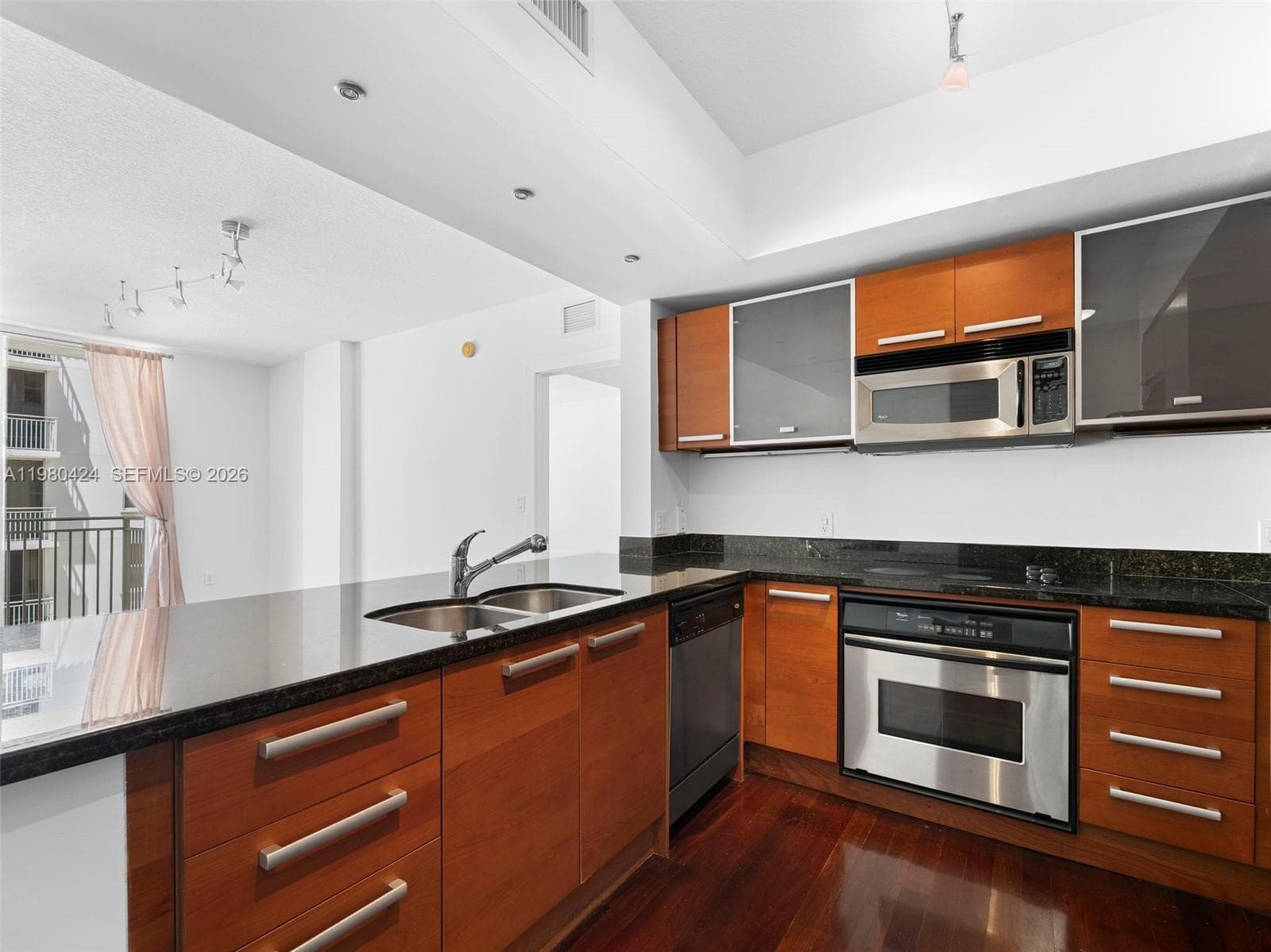 THE MINORCA CONDO · #610 in Coral Gables - Photo 11