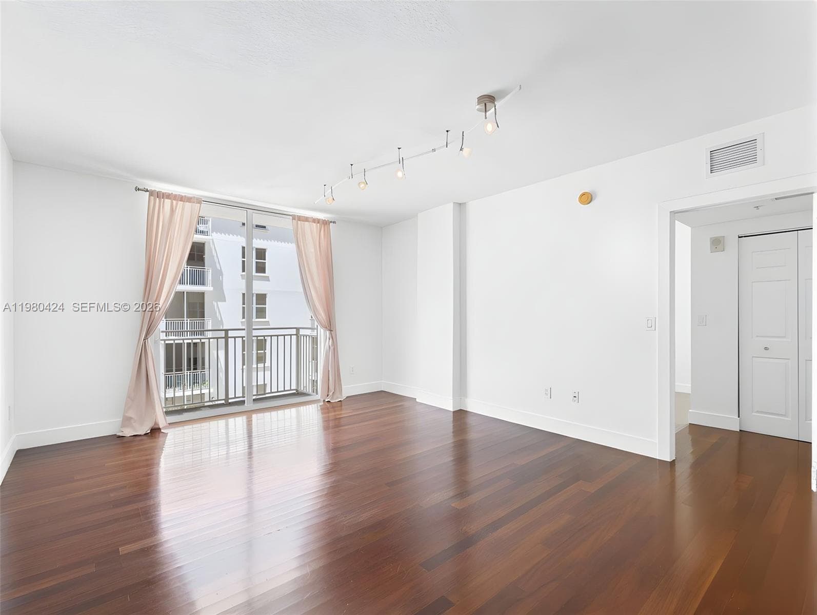 THE MINORCA CONDO · #610 in Coral Gables - Photo 4