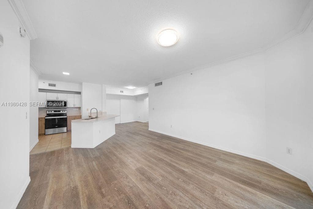 THE WAVERLY AT SURFSIDE B · #212 in Surfside - Photo 3