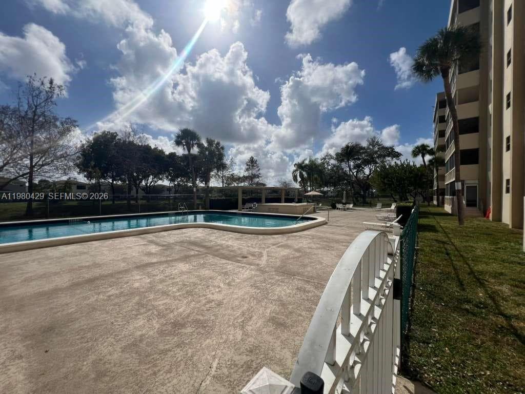 CANONGATE · #501 in Miami - Photo 6