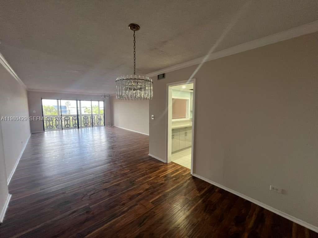 CANONGATE · #501 in Miami - Photo 10
