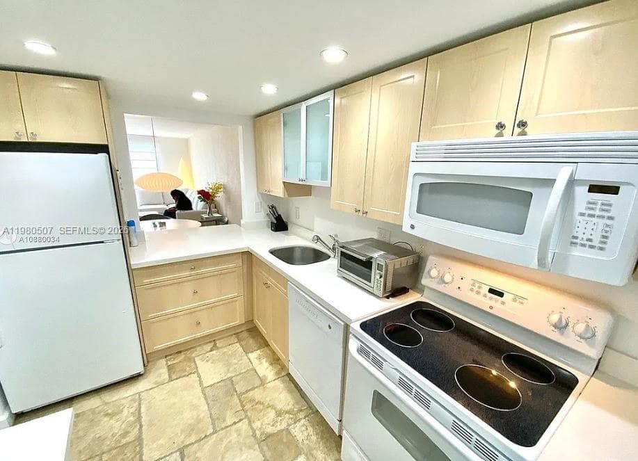 GALEN DRIVE CONDO APTS · #314 in Key Biscayne - Photo 10