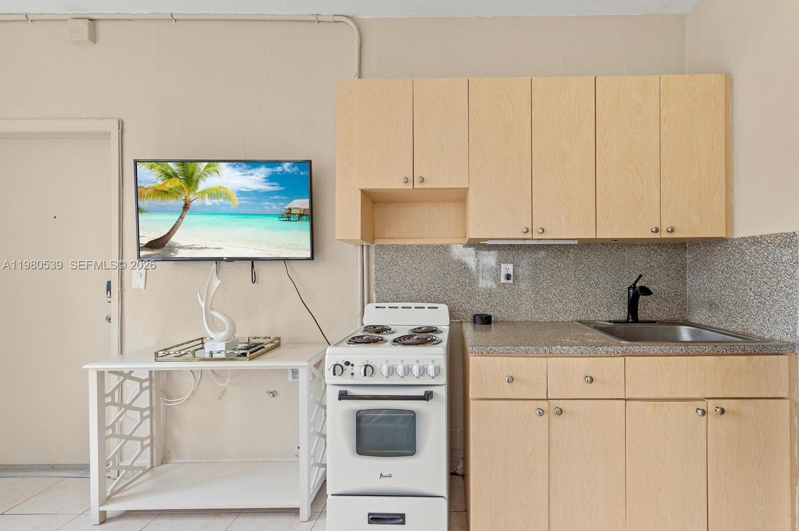 BEACH BAY SUB · #315-3A in Miami Beach - Photo 3