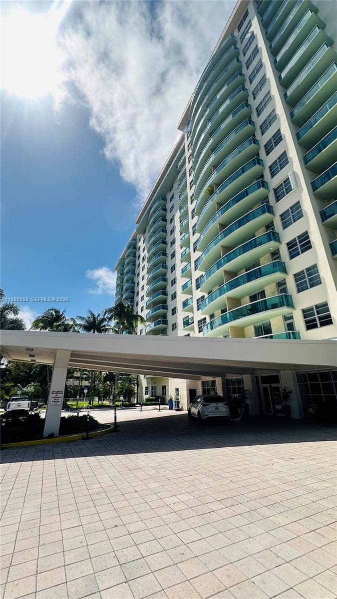 OCEANVIEW · #424 in Sunny Isles Beach - Photo 26