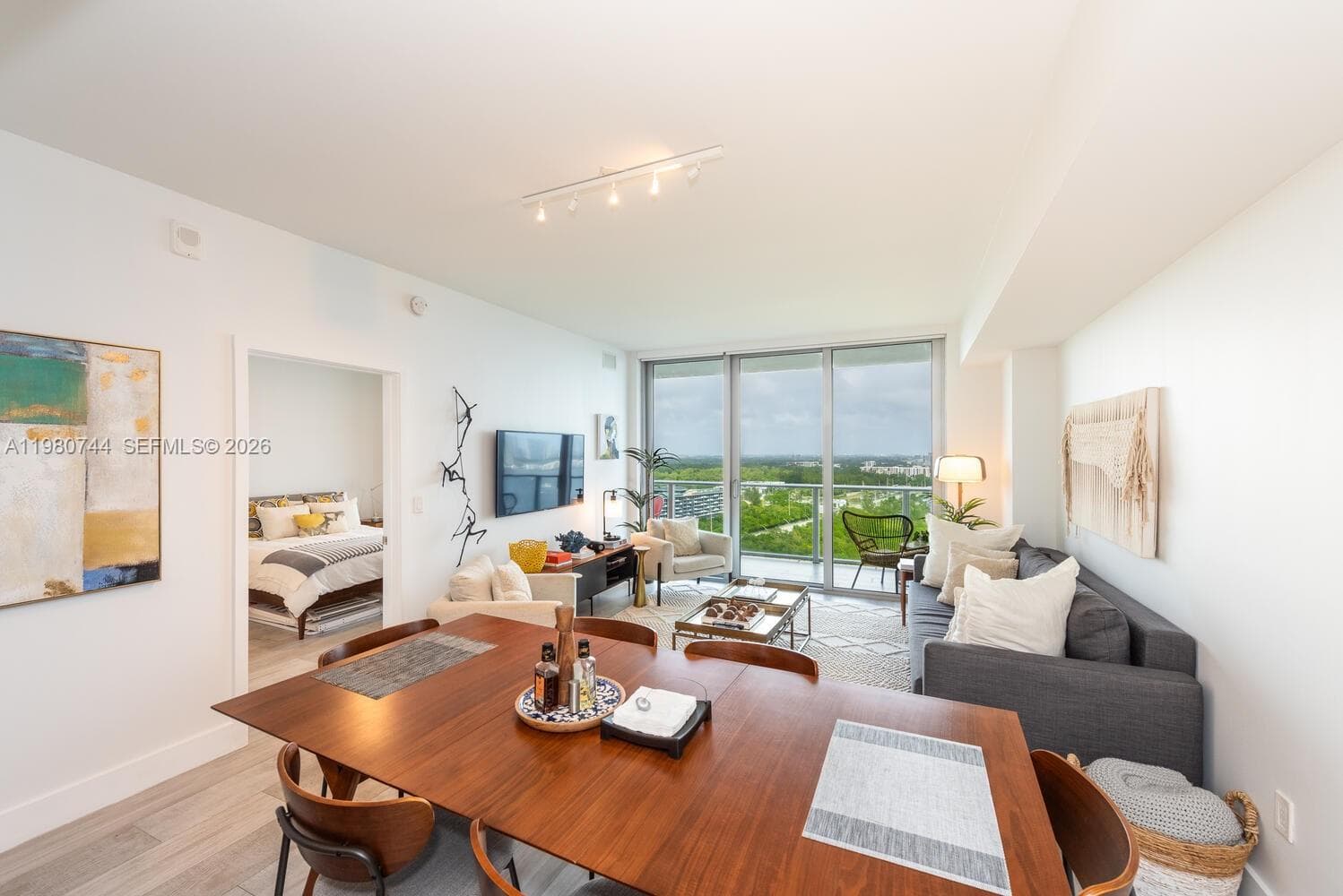 THE HARBOUR NORTH CONDO · #2304 in North Miami Beach - Photo 5