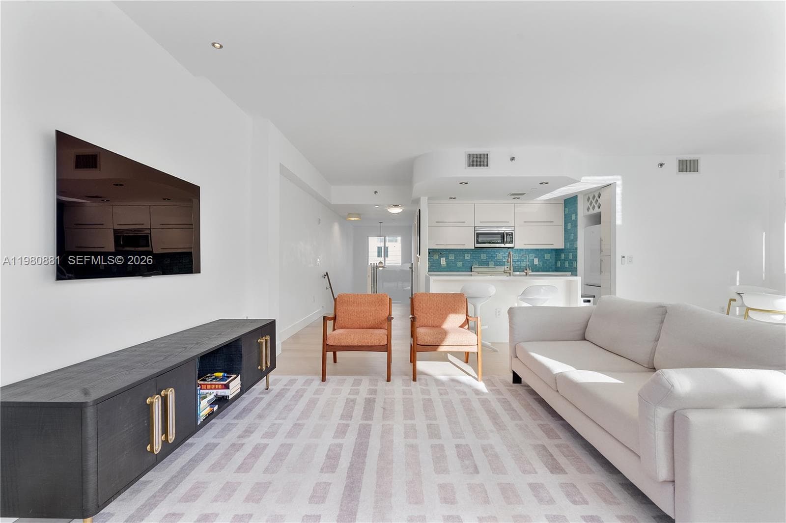SUNDANCE CONDO · #314 in Miami Beach - Photo 4
