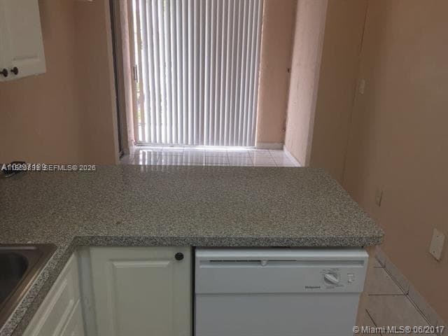 Greynold Park Club Condo · #106 in North Miami Beach - Photo 9