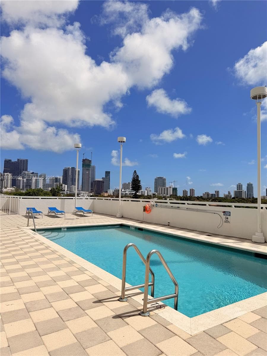 BRICKELL VISTA CONDO · #604 in Miami - Photo 7