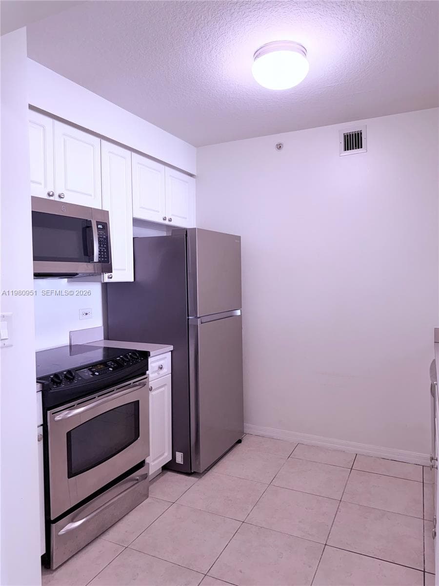 BRICKELL VISTA CONDO · #604 in Miami - Photo 38