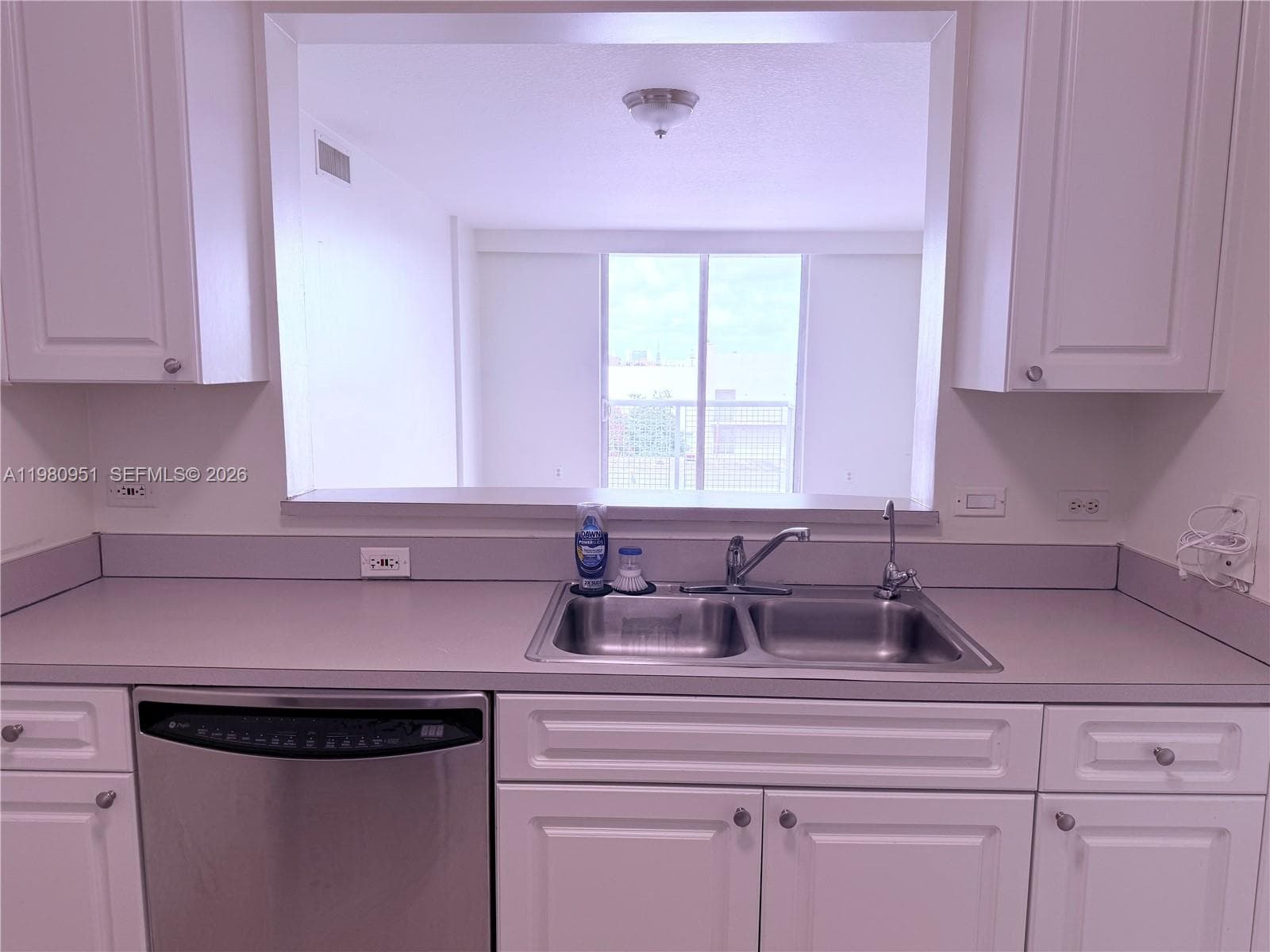 BRICKELL VISTA CONDO · #604 in Miami - Photo 15