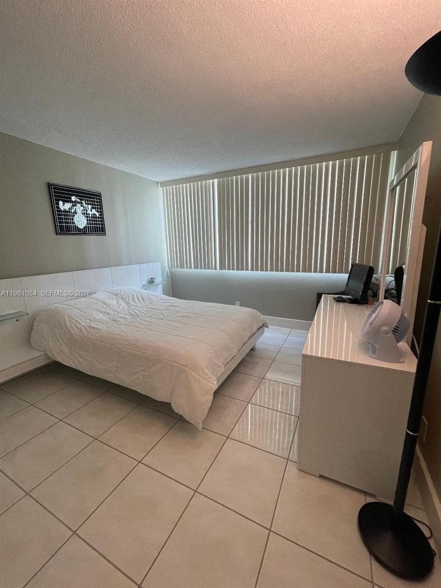 TRAFALGAR TOWERS · #402 in Hollywood - Photo 15