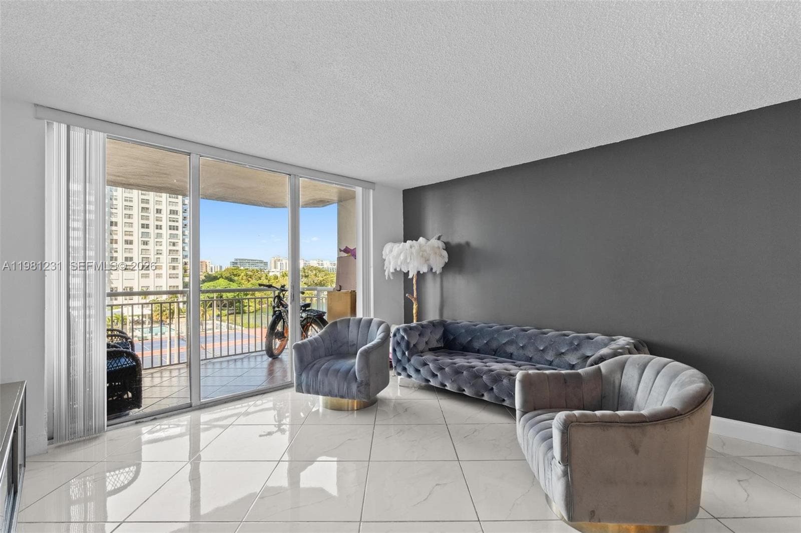 PLAZA DEL PRADO CONDO · #402 in Aventura - Photo 14