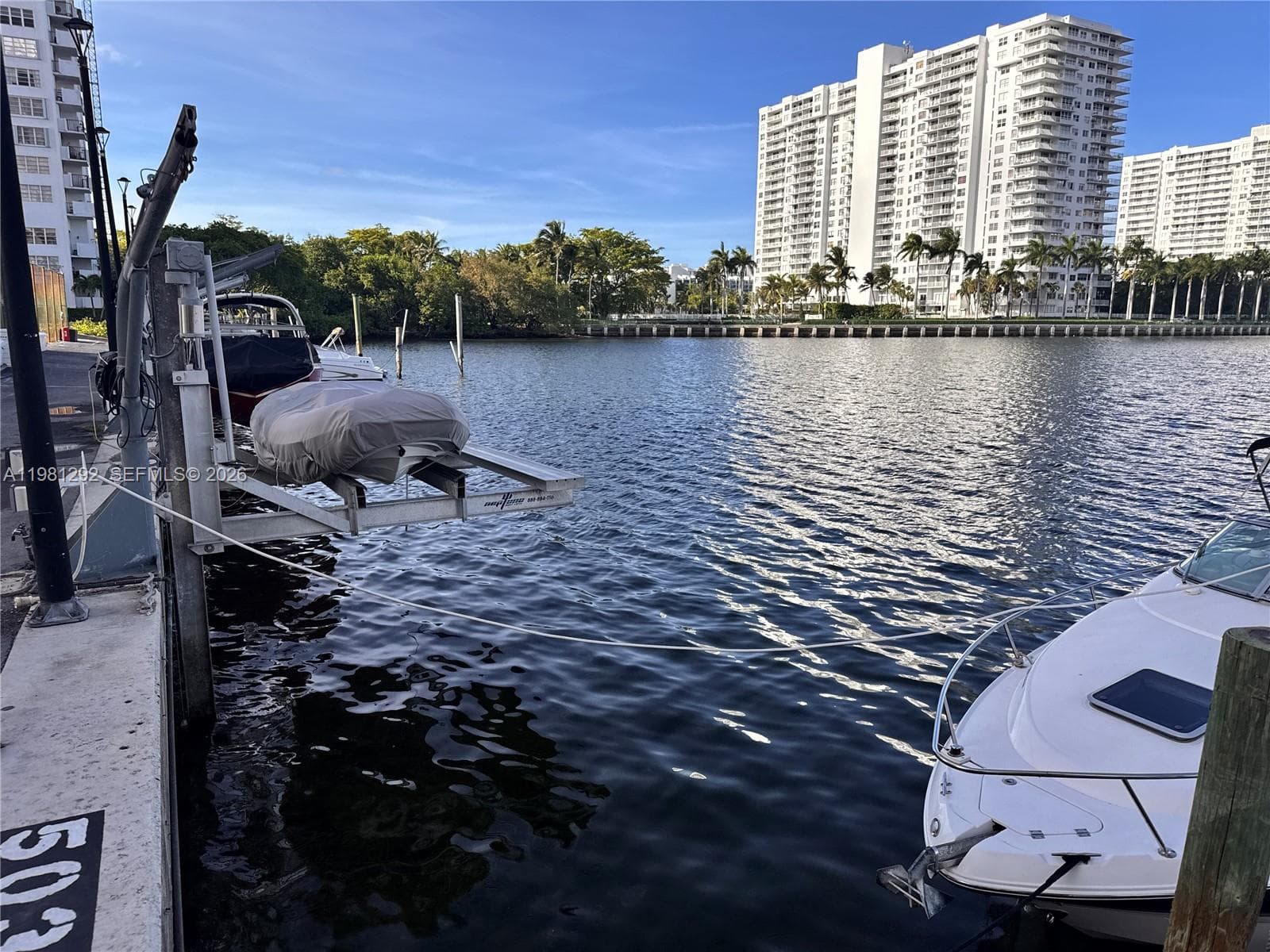 COMMODORE PLAZA · #2103 in Aventura - Photo 22