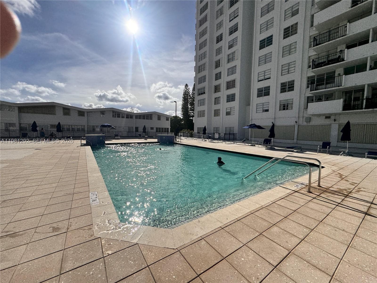 COMMODORE PLAZA · #2103 in Aventura - Photo 9