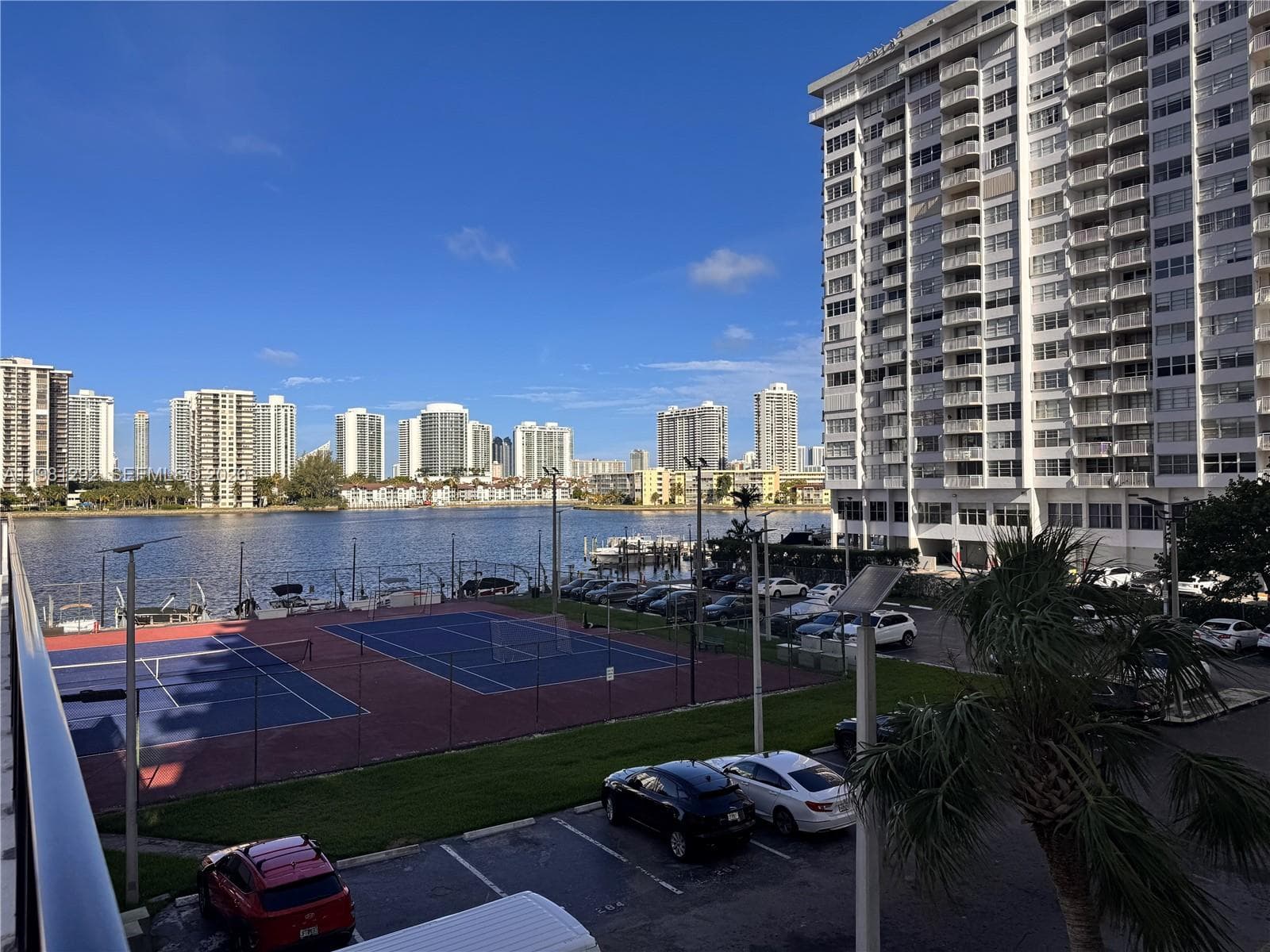 COMMODORE PLAZA · #2103 in Aventura - Photo 14