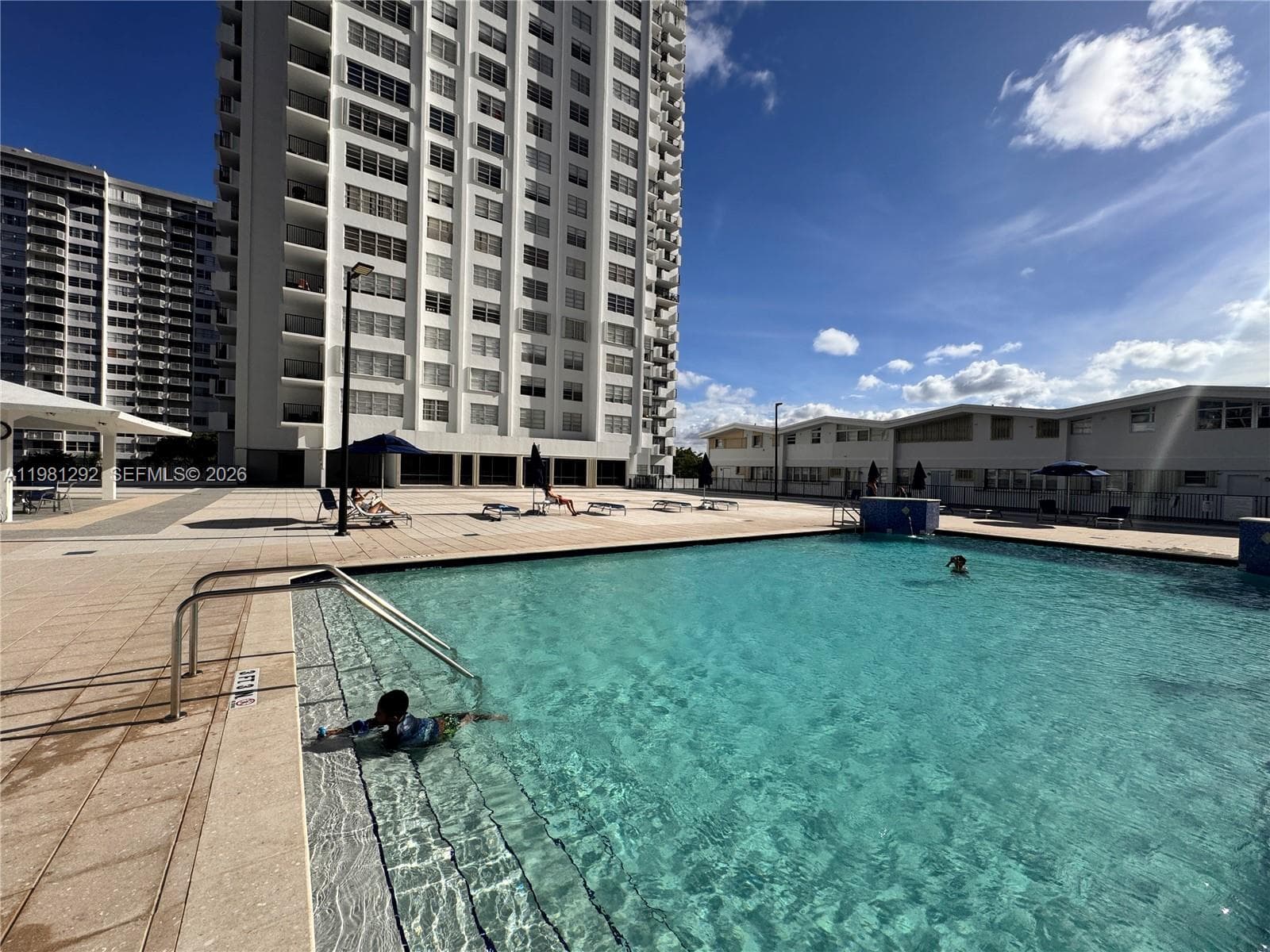 COMMODORE PLAZA · #2103 in Aventura - Photo 15