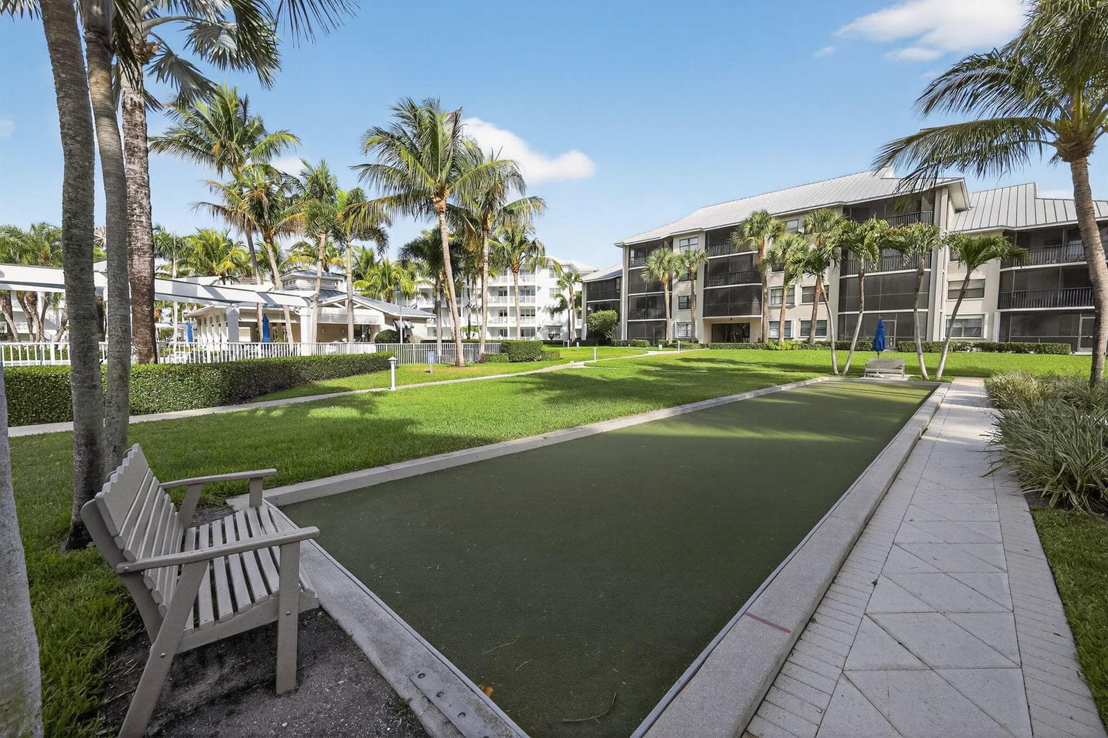 06_915_Bay_Colony_Dr_S_Juno_Beach_FL_334