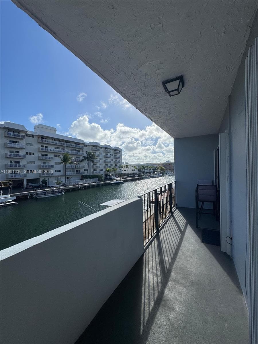 DOLPHIN CONDOMINIUMS · #203 in North Miami Beach - Photo 10