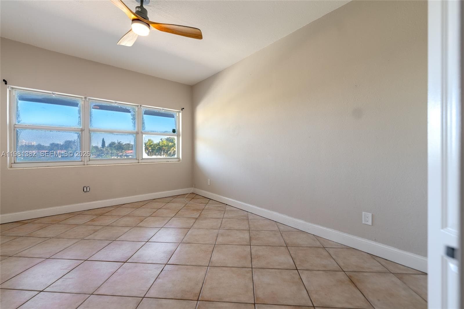 KEYSTONE MANOR CONDO · #215 in North Miami - Photo 17