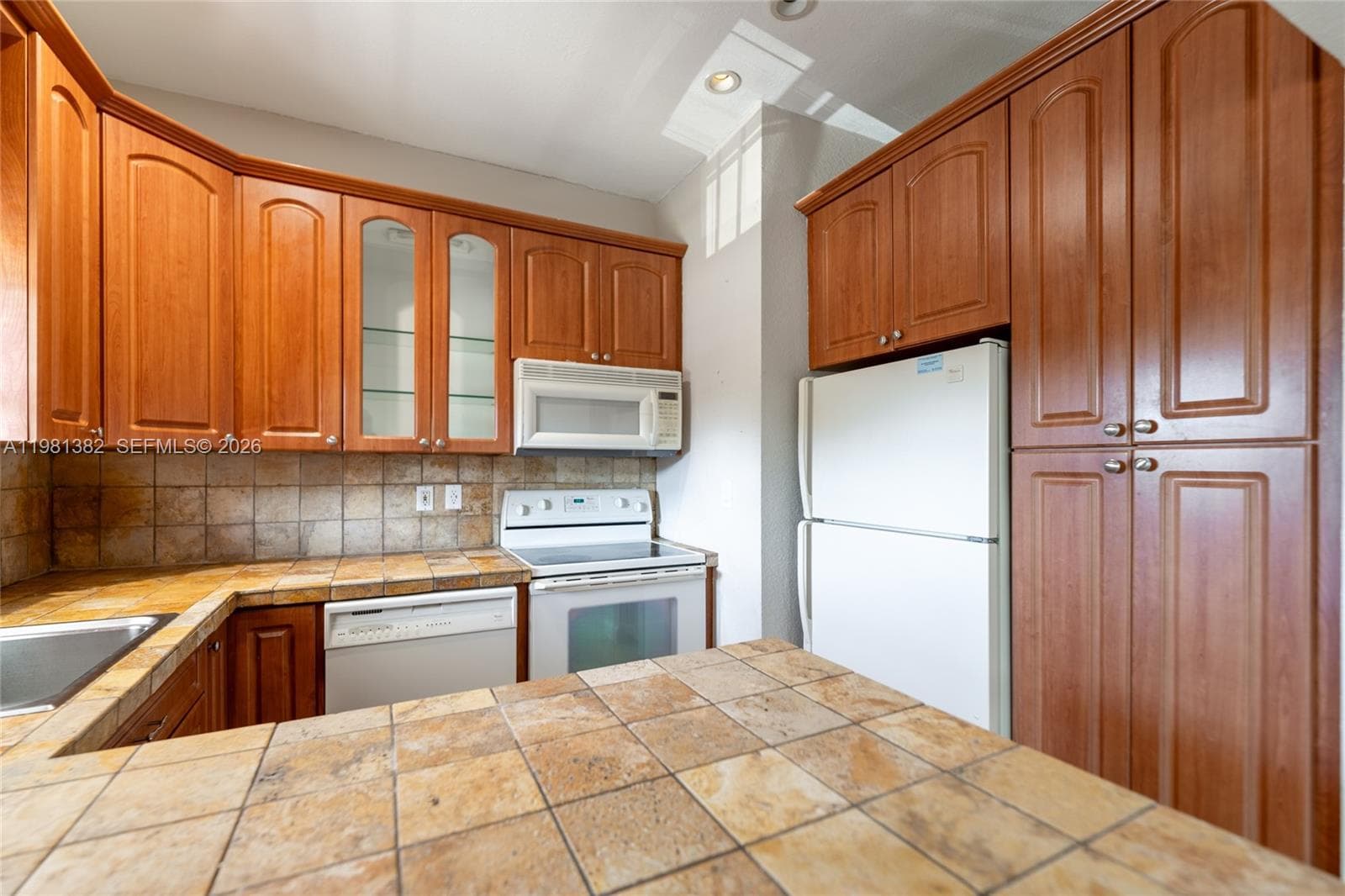 KEYSTONE MANOR CONDO · #215 in North Miami - Photo 10