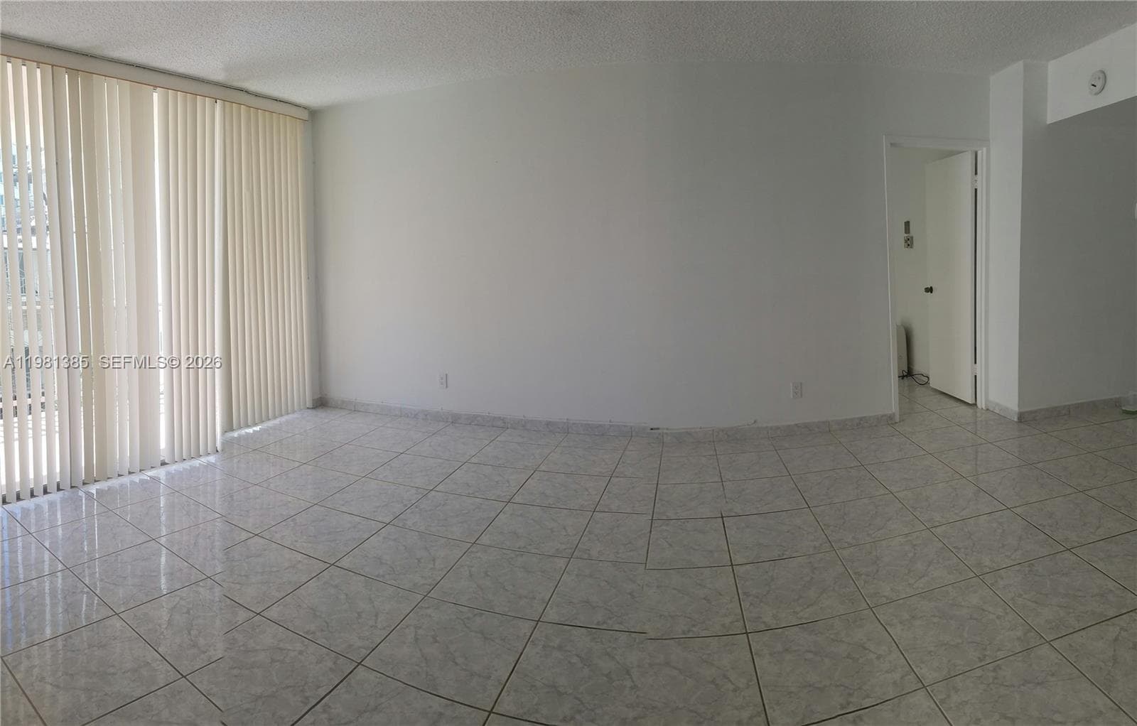 THE CARRIAGE HOUSE CONDO · #416 in Miami Beach - Photo 14