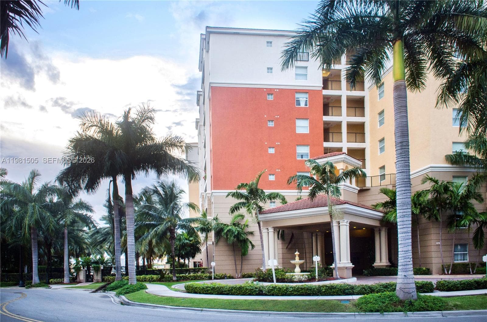 Porto Bellagio · #4203 in Sunny Isles Beach - Photo 50