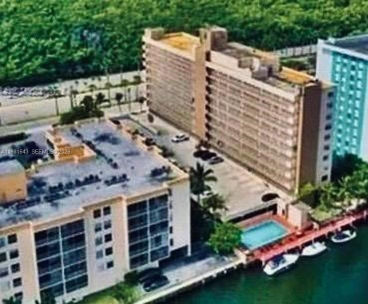 ISLAND SHORES CONDO · #1003 in North Miami Beach - Photo 17