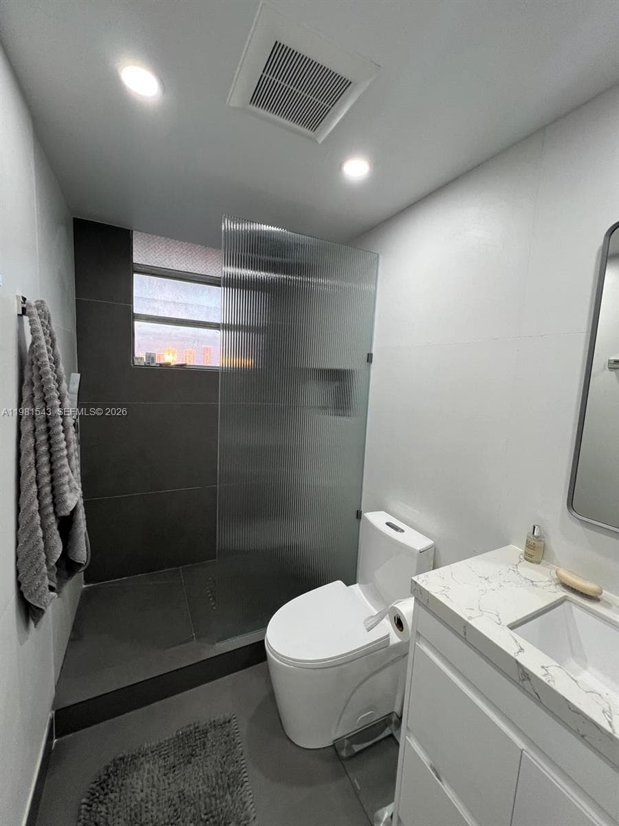ISLAND SHORES CONDO · #1003 in North Miami Beach - Photo 9
