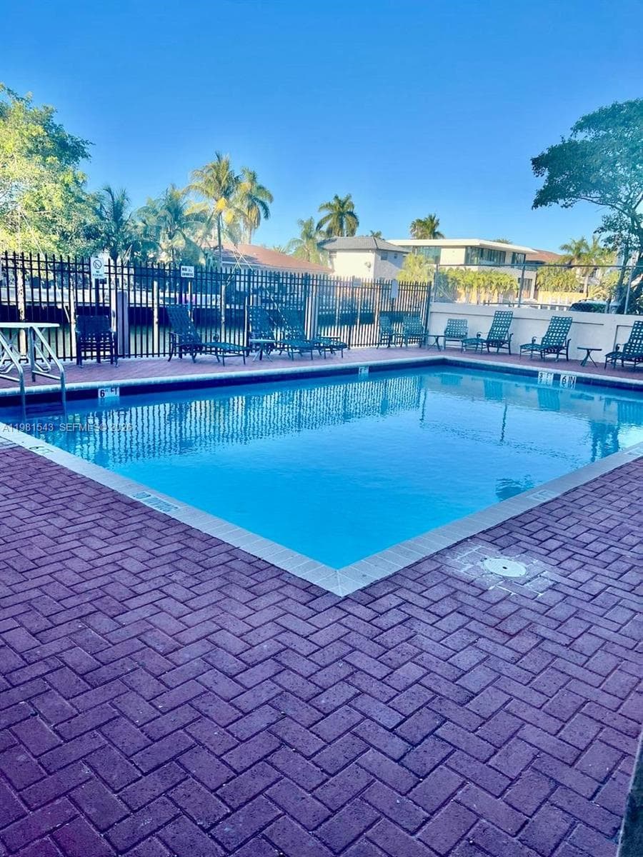 ISLAND SHORES CONDO · #1003 in North Miami Beach - Photo 14