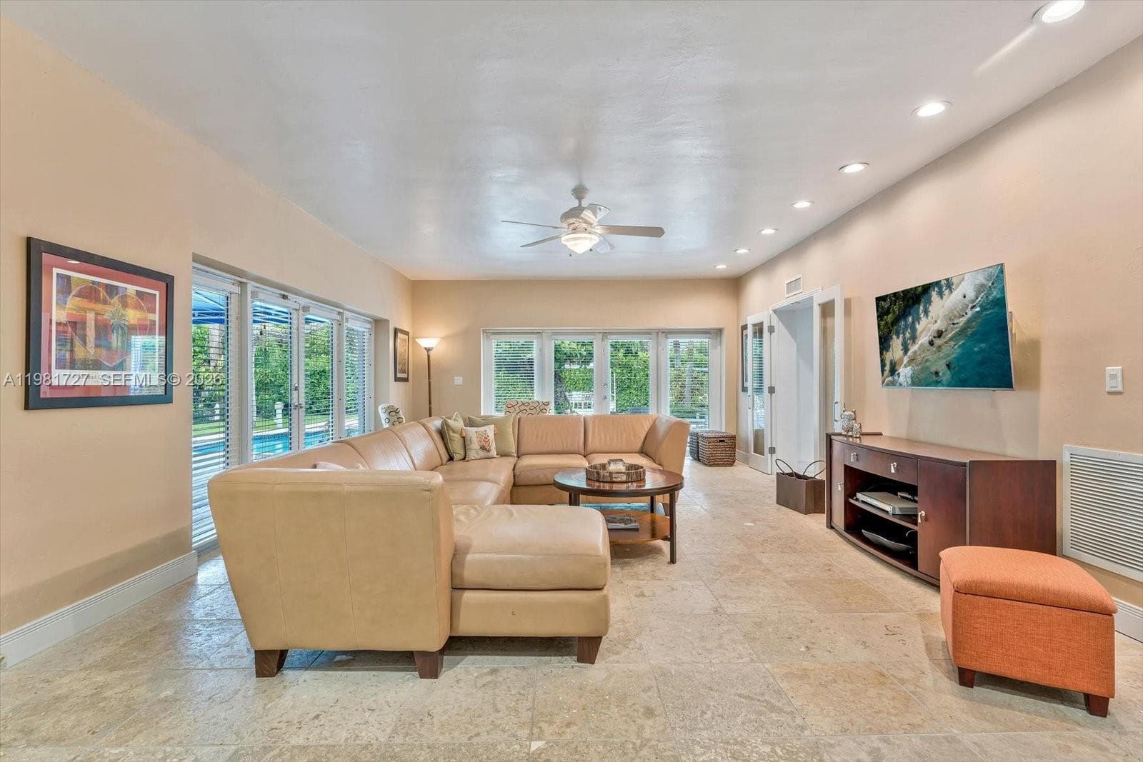 1021 N Greenway Dr photo 16