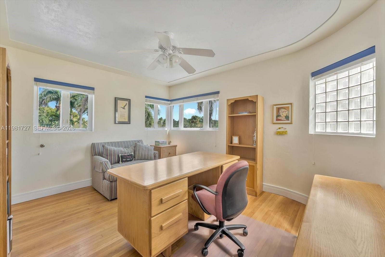 1021 N Greenway Dr photo 54