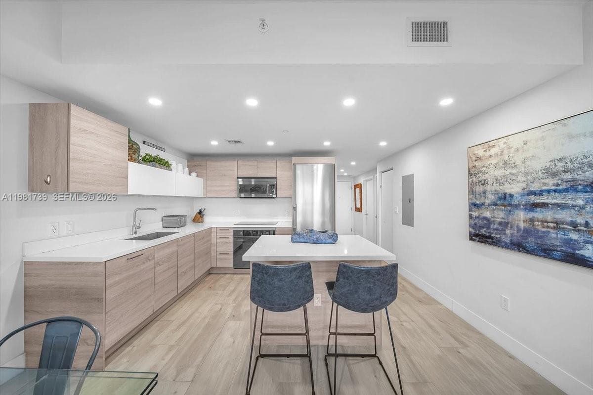 THE HARBOUR NORTH CONDO · #1104 in North Miami Beach - Photo 43